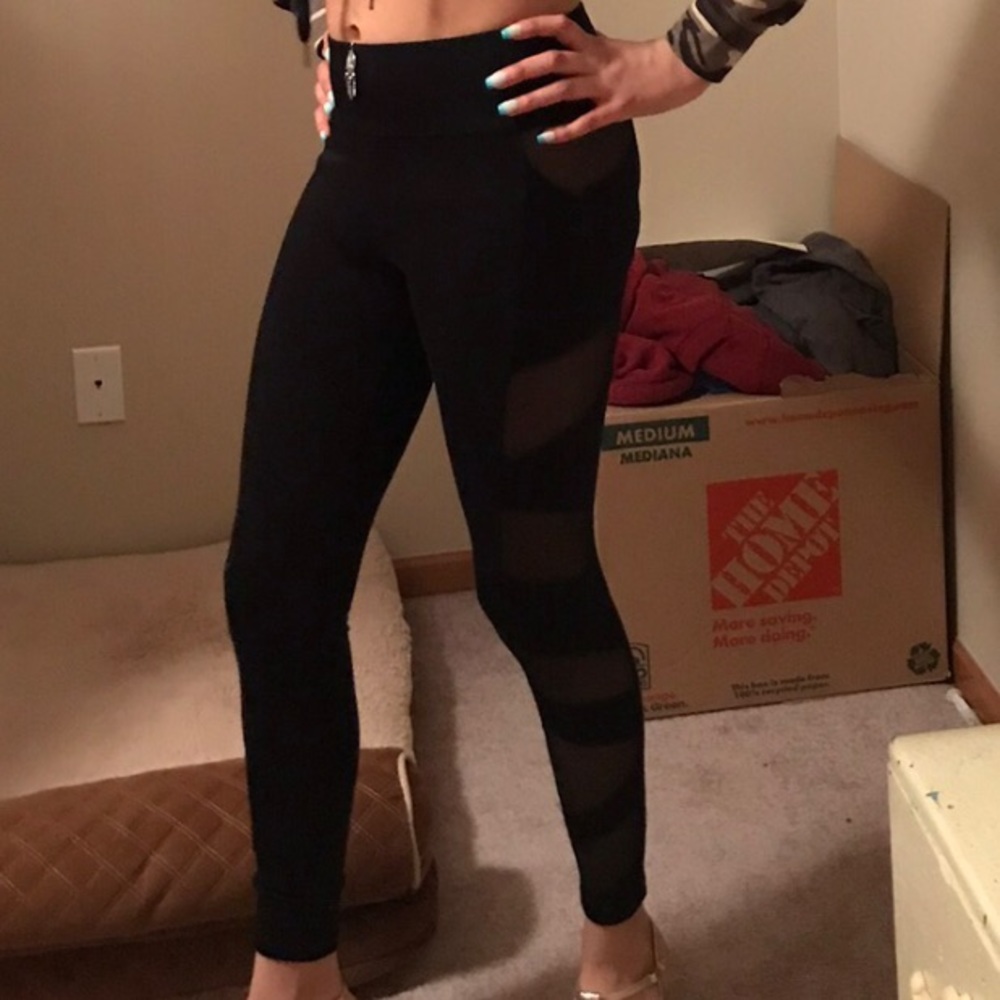 Mesh leggings